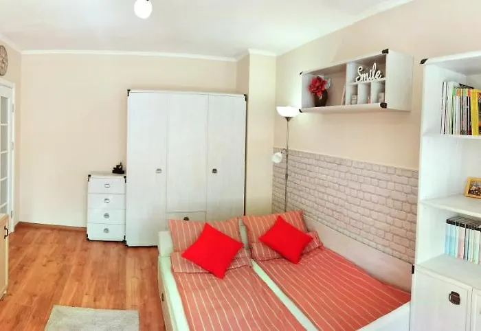 дом анести Apartamento Varna