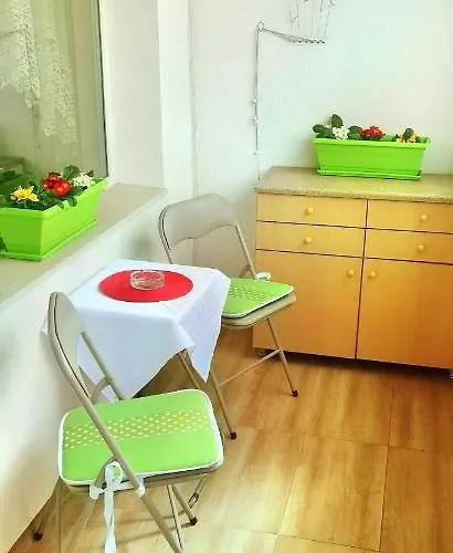 дом анести Apartamento Varna